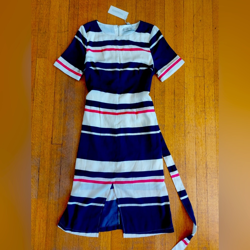 “Sugarhill” Boutique - Navy & Pink Slit Dress